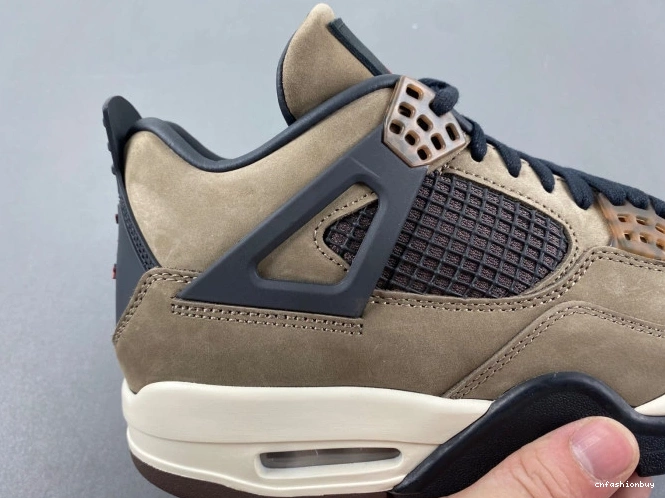 Travis Brown Scott Air TS Retro Jordan AJ4-882335 x 4 0712